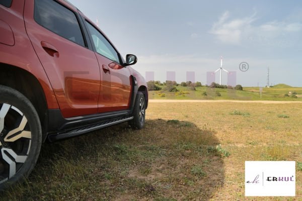 SHINING BLACK YAN BASAMAK